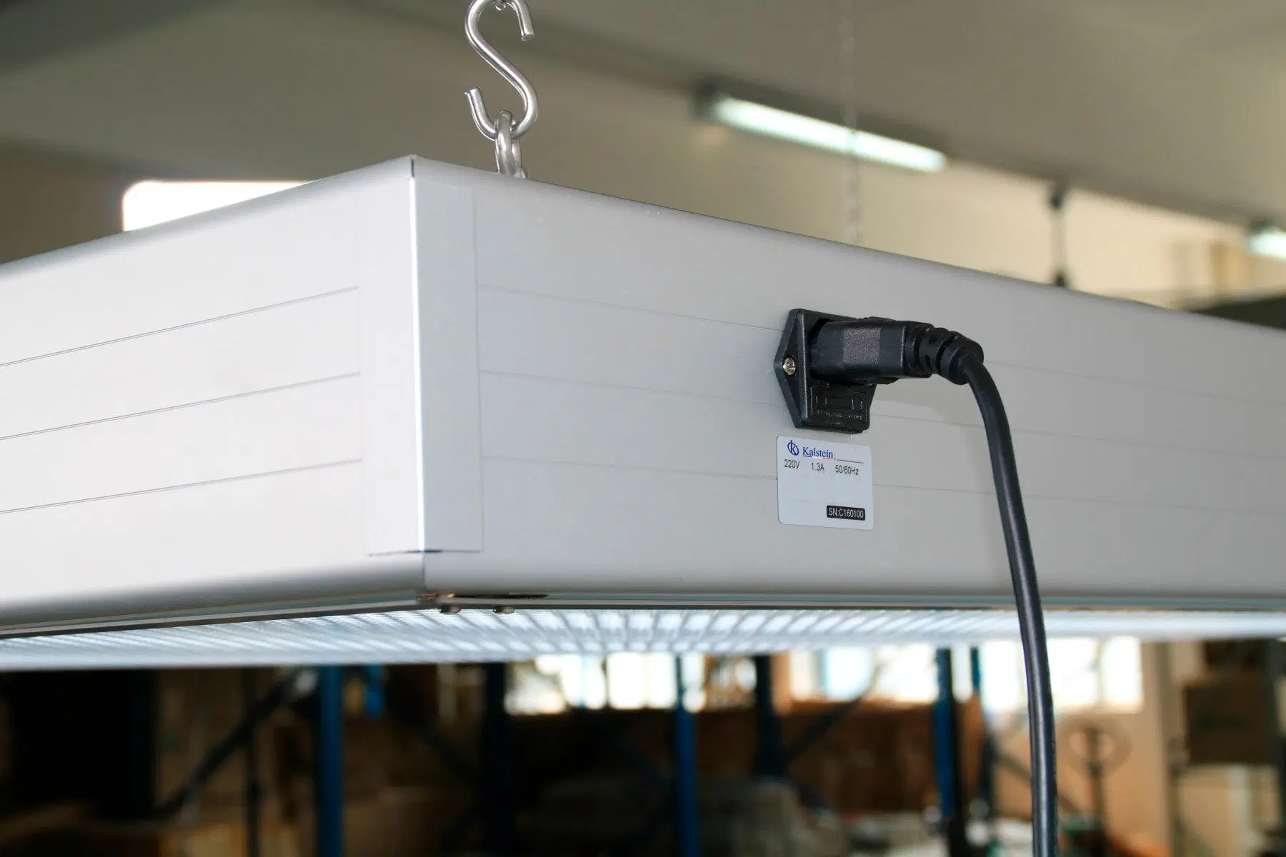 Hanging Color Light Box YR05533 // YR05535 – 1